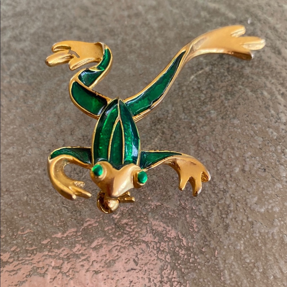- Vintage Frog 🐸 Brooches